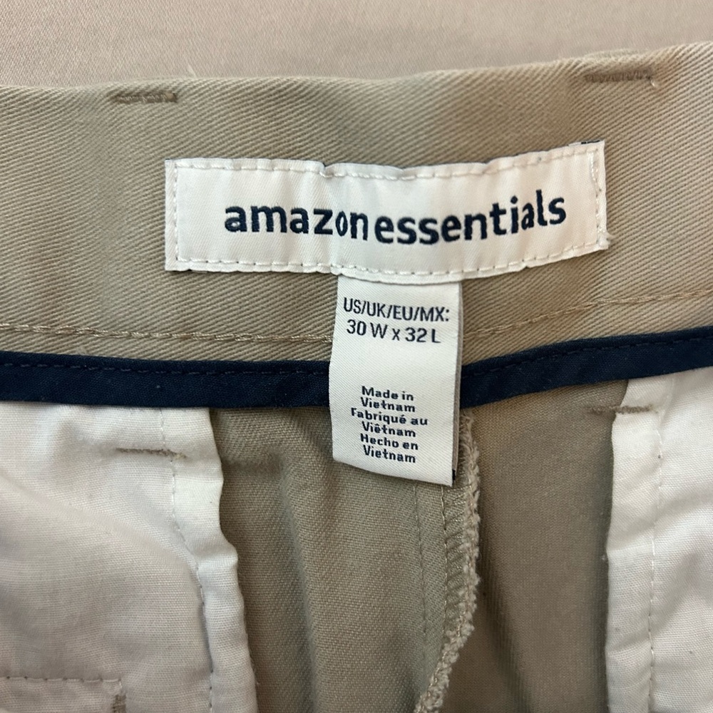 Amazon Essentials Men's Khaki Flat Front Chinos Size 30 x 32 - Picture 4 of 7